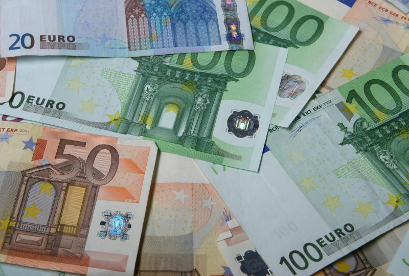 Eerste Kamer steunt invoering minimumuurloon